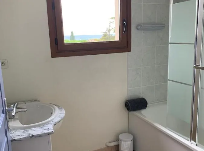 Apartmán Dans Avec Piscine Et Parking *