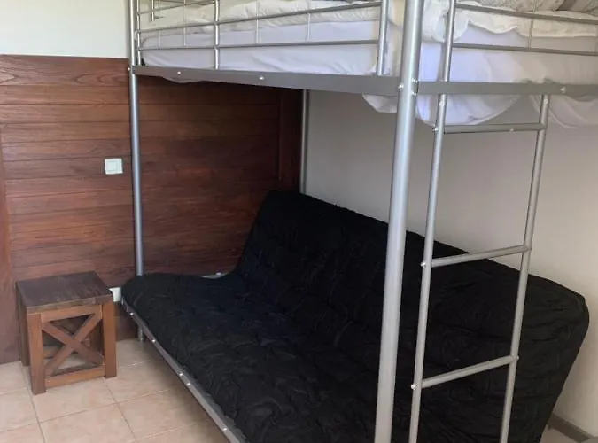 Dans Avec Piscine Et Parking Apartmán