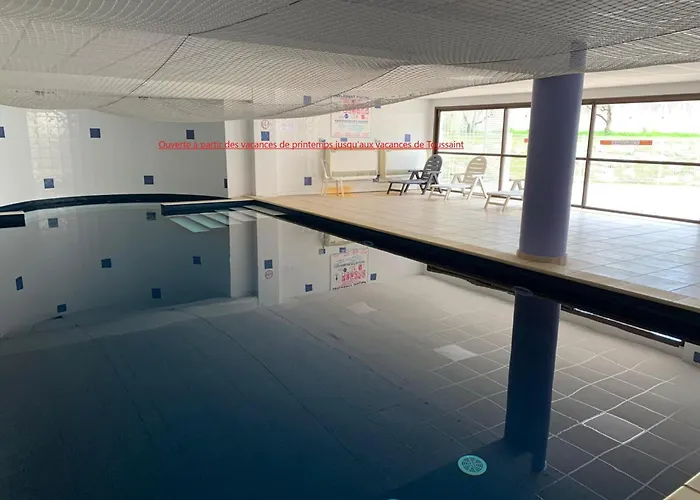 Apartmán Dans Avec Piscine Et Parking