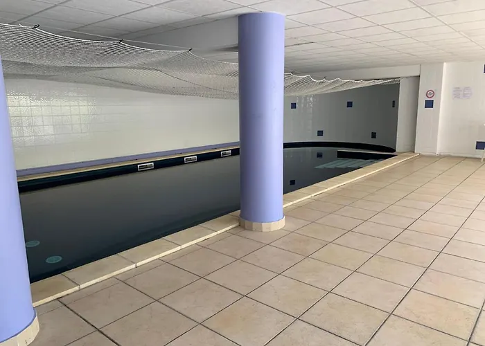 Apartmán Dans Avec Piscine Et Parking